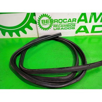 Recambio de goma contorno para citroën c5 berlina attraction referencia OEM IAM 9023HY  