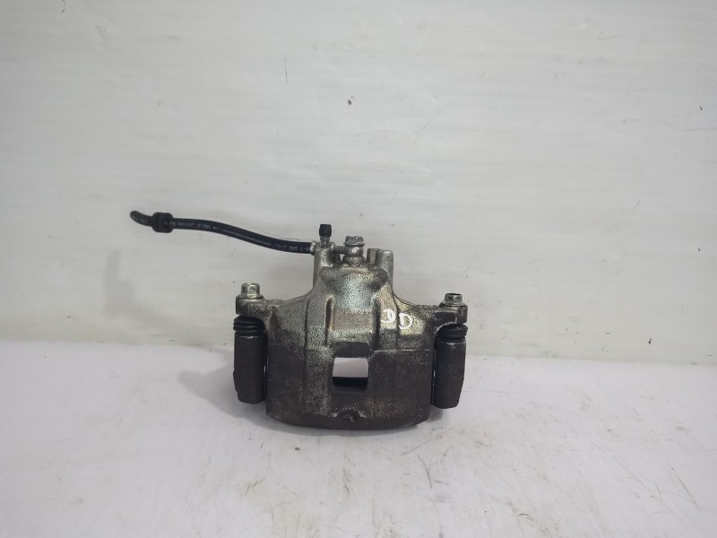 Recambio de pinza de freno delantera derecha para mitsubishi asx (ga0w) motion 4wd referencia OEM IAM 4605A862  