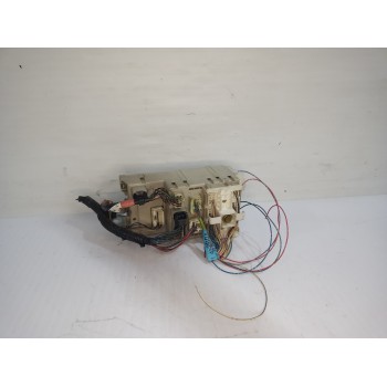 CAJA RELES / FUSIBLES 8273342080 