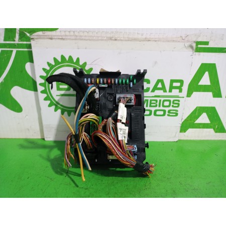 Recambio de caja reles / fusibles para citroën c5 berlina attraction referencia OEM IAM 9663510580  