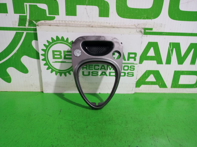 Recambio de moldura para citroën c5 berlina attraction referencia OEM IAM 9632615077  