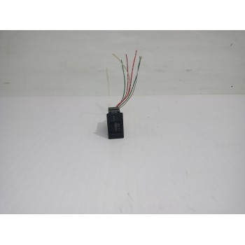 MANDO LUCES 8415242020 