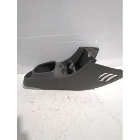 Recambio de consola central para peugeot 107 (pm_, pn_) 1.4 hdi referencia OEM IAM 7589CN  