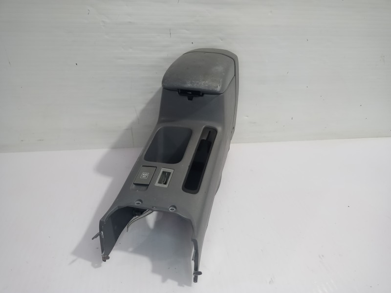 Recambio de apoyabrazos central para toyota rav 4 (a2) 2.0 luna 4x4 (2003) referencia OEM IAM 5891242010  