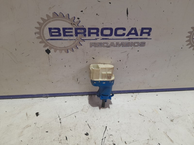 Recambio de interruptor para land rover discovery 2.7 td v6 cat referencia OEM IAM 96854AA  