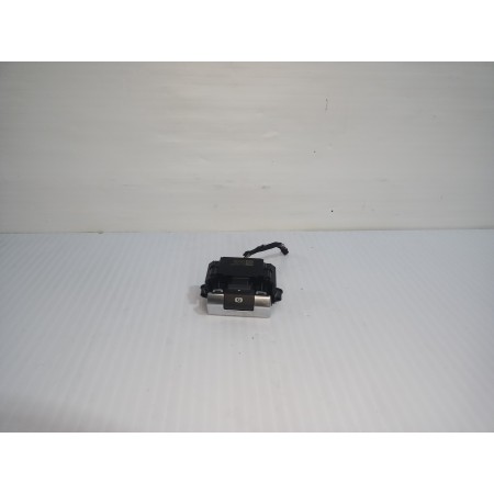 Recambio de palanca freno para jaguar e-pace (x540) 2.0 d150 awd referencia OEM IAM J9C32B623 / 10139323AA  