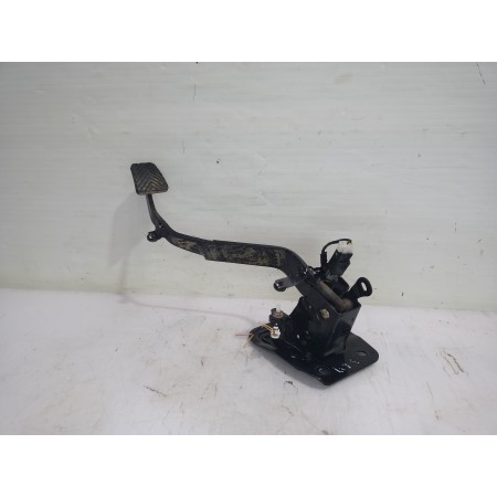 Recambio de pedal embrague para mitsubishi asx (ga0w) motion 4wd referencia OEM IAM MN101630  