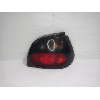 Recambio de piloto trasero derecho para renault megane i berlina hatchback (ba0) 1.6e alize referencia OEM IAM 7701040646  