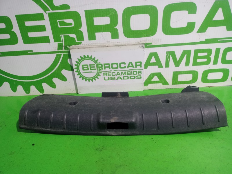 Recambio de guarnecido porton trasero para citroën c5 berlina attraction referencia OEM IAM 9650014277 / 7568PH  