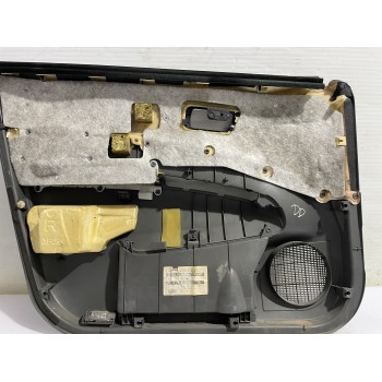 Recambio de guarnecido puerta delantera derecha para toyota prius (nhw20) basis referencia OEM IAM 6761047100C0  