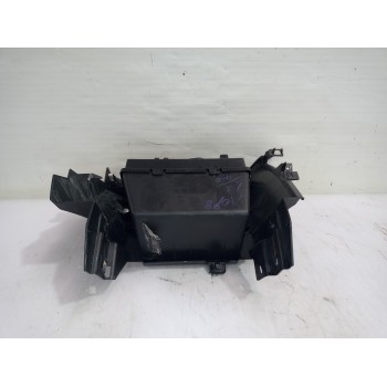 Recambio de moldura para mitsubishi asx (ga0w) motion 4wd referencia OEM IAM 8002A780  