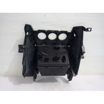 Recambio de moldura para mitsubishi asx (ga0w) motion 4wd referencia OEM IAM 8002A780  