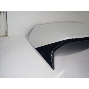 Recambio de aleron trasero para jaguar e-pace (x540) 2.0 d150 awd referencia OEM IAM J9C3-44210  