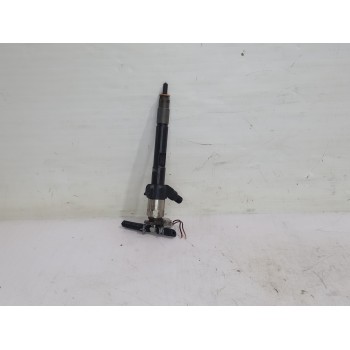 INYECTOR 1465A323 