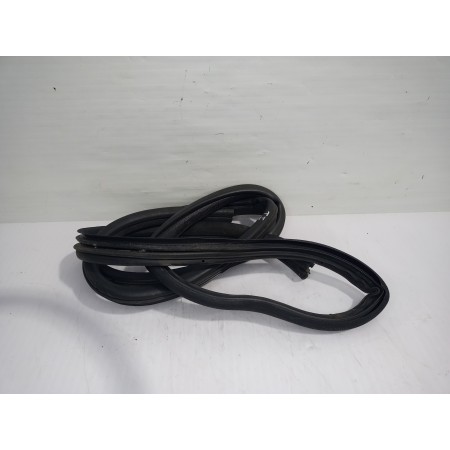 Recambio de goma contorno para renault megane i berlina hatchback (ba0) 1.6e alize referencia OEM IAM 7700838260  