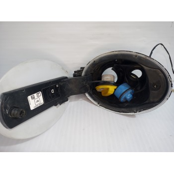 Recambio de tapa exterior combustible para jaguar e-pace (x540) 2.0 d150 awd referencia OEM IAM J9C327936  