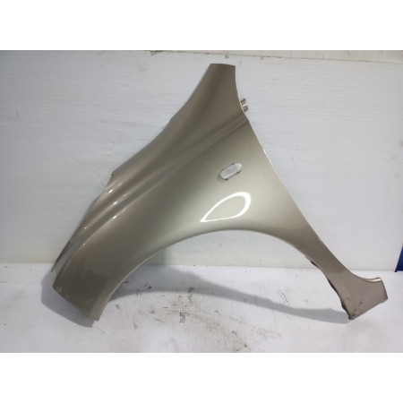 Recambio de aleta delantera izquierda para nissan micra (k12e) acenta referencia OEM IAM 63101AX630  