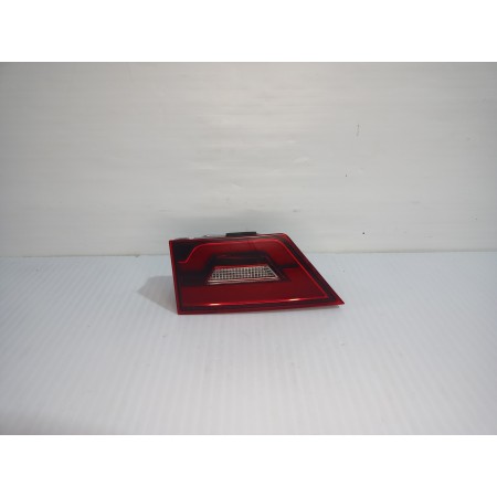 Recambio de piloto trasero derecho interior para jaguar e-pace (x540) 2.0 d150 awd referencia OEM IAM J9C38013  