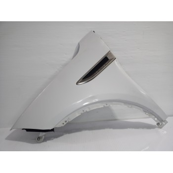 ALETA DELANTERA IZQUIERDA J9C22952 