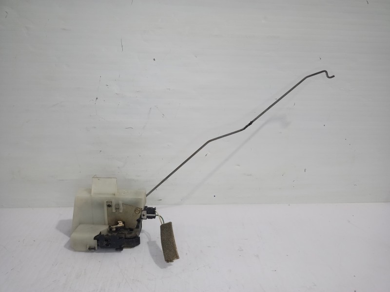 Recambio de cerradura puerta delantera derecha para renault megane i berlina hatchback (ba0) 1.6e alize referencia OEM IAM 77014