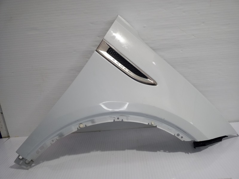 Recambio de aleta delantera derecha para jaguar e-pace (x540) 2.0 d150 awd referencia OEM IAM J9C2949  