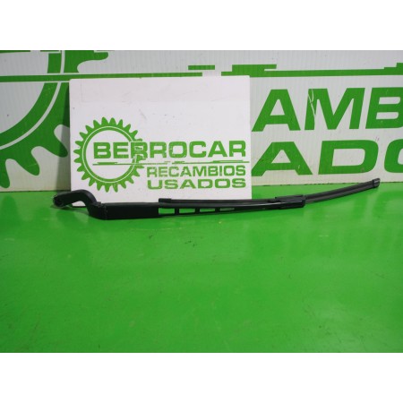 Recambio de brazo limpia delantero izquierdo para audi a6 berlina (4f2) 2.4 referencia OEM IAM 4F1955409  