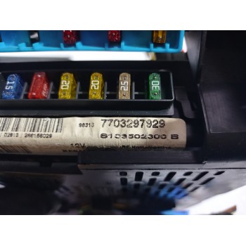 Recambio de caja reles / fusibles para renault megane i berlina hatchback (ba0) 1.6e alize referencia OEM IAM 7703297929  