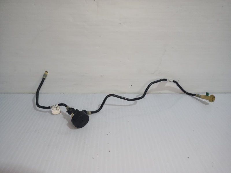 Recambio de tubo para nissan qashqai (j11) acenta referencia OEM IAM C1024360 / C1024357  