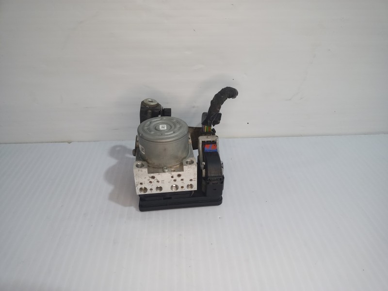 Recambio de abs para jaguar e-pace (x540) 2.0 d150 awd referencia OEM IAM J9C9375  