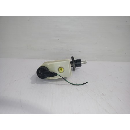 Recambio de bomba freno para renault megane i berlina hatchback (ba0) 1.6e alize referencia OEM IAM 7700828034  