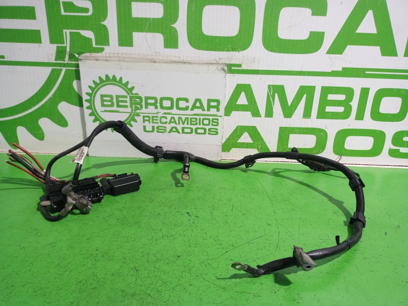 Recambio de borna postiva para seat ibiza (6l1) cool referencia OEM IAM 6L0971349AE  