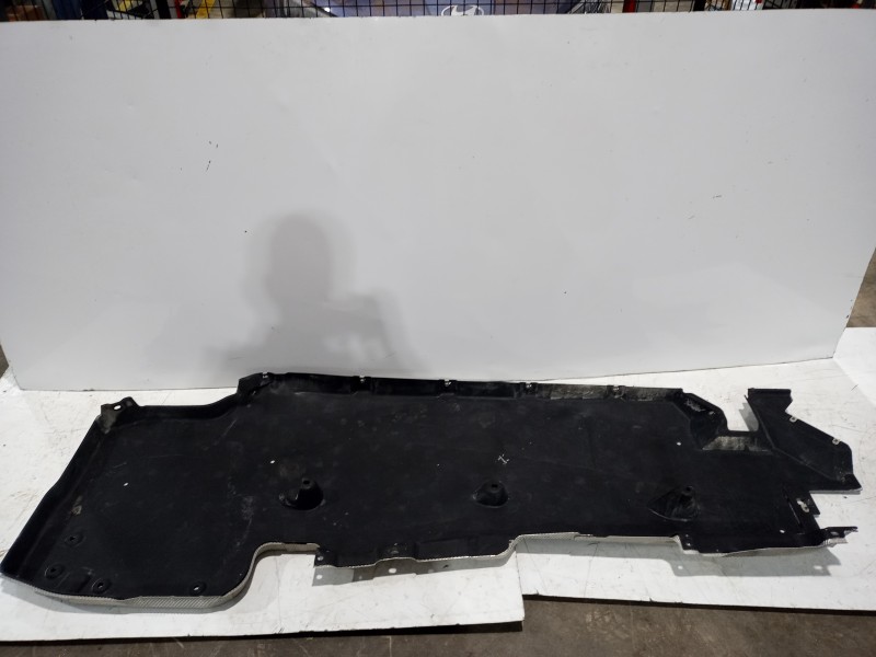 Recambio de cubrecarter para jaguar e-pace (x540) 2.0 d150 awd referencia OEM IAM J9C3-104C21-A  