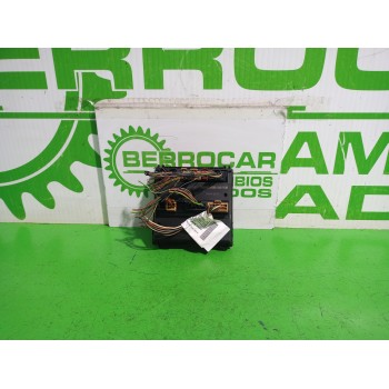 CAJA RELES / FUSIBLES 6Q1937049F 