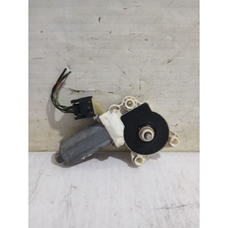 Recambio de motor elevalunas trasero derecho para mercedes-benz clk (c209) clk 240 (209.361) referencia OEM IAM 130821972  