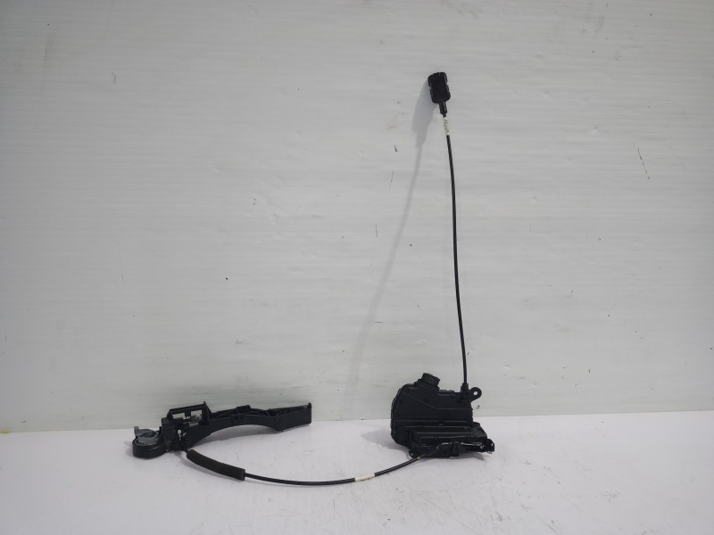 Recambio de cerradura puerta delantera derecha para renault trafic furgón l1h1 2,7t referencia OEM IAM 93457081 / 805027088R  