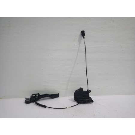 Recambio de cerradura puerta delantera derecha para renault trafic furgón l1h1 2,7t referencia OEM IAM 93457081 / 805027088R  