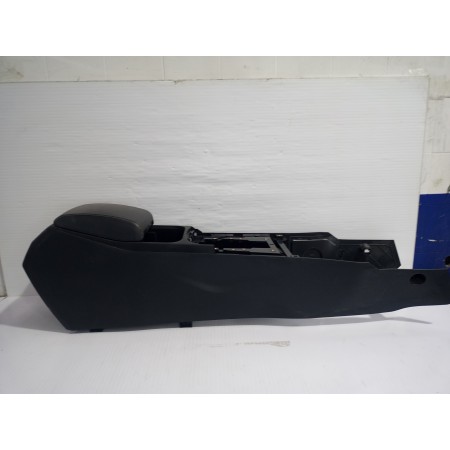 Recambio de consola central para jaguar e-pace (x540) 2.0 d150 awd referencia OEM IAM J9C3-045J40-A  