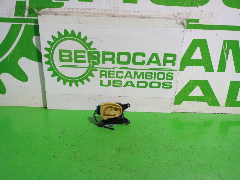 Recambio de motor apertura trampilla para seat ibiza (6l1) cool referencia OEM IAM 0132801357  