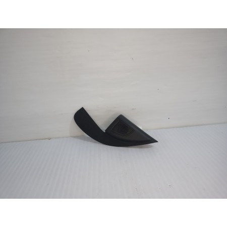 Recambio de moldura para hyundai i20 (bc3) essence mild-hybrid referencia OEM IAM 87660-C7010  