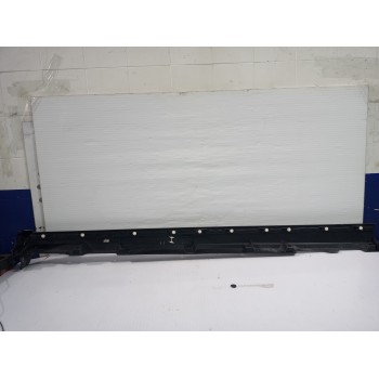 Recambio de faldon lateral para jaguar e-pace (x540) 2.0 d150 awd referencia OEM IAM J9C3-10155-A  