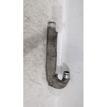 Recambio de tubo intercooler para opel zafira / zafira family b (a05) 1.9 cdti (m75) referencia OEM IAM 55353825  