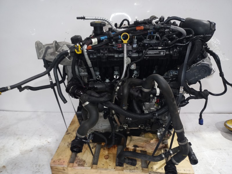 Recambio de motor completo para jaguar e-pace (x540) 2.0 d150 awd referencia OEM IAM AJ813165E  