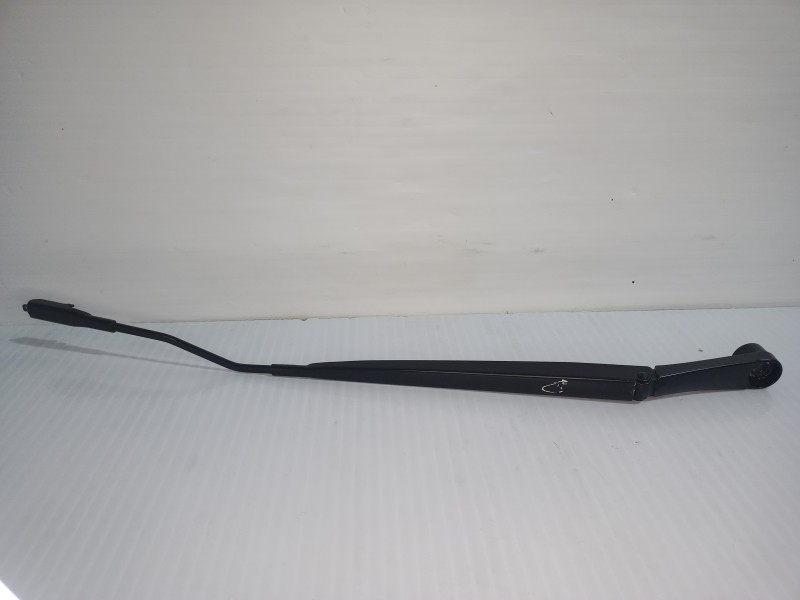 Recambio de brazo limpia delantero derecho para hyundai i20 (bc3) essence mild-hybrid referencia OEM IAM 98320Q0000  