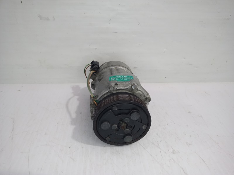 Recambio de compresor aire acondicionado para seat ibiza (6k1) stella referencia OEM IAM 1J0820803F  