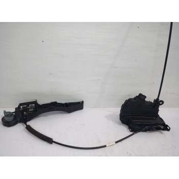 Recambio de cerradura puerta delantera derecha para renault trafic furgón l1h1 2,7t referencia OEM IAM 93457081 / 805027088R  