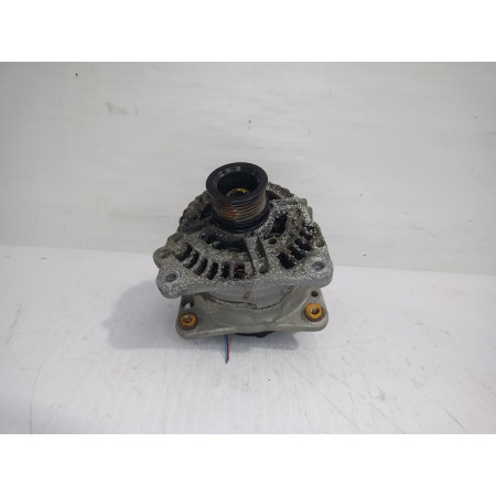 Recambio de alternador para seat ibiza (6k1) stella referencia OEM IAM 037903025M  
