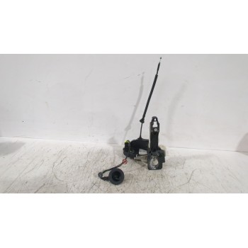 CERRADURA PUERTA DELANTERA IZQUIERDA 813101H000 