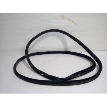 Recambio de goma contorno para hyundai i20 (bc3) essence mild-hybrid referencia OEM IAM 83120G2000  