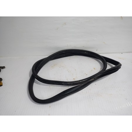 Recambio de goma contorno para hyundai i20 (bc3) essence mild-hybrid referencia OEM IAM 83120G2000  