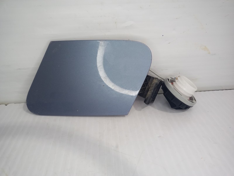 Recambio de tapa exterior combustible para hyundai i20 (bc3) essence mild-hybrid referencia OEM IAM 31038M6000  